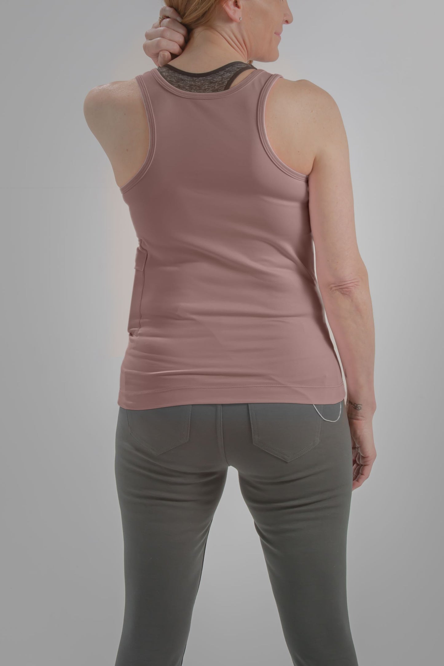 Women's Activewear Scoop Neck Tank with Insulin Pump and Cell Phone Pockets